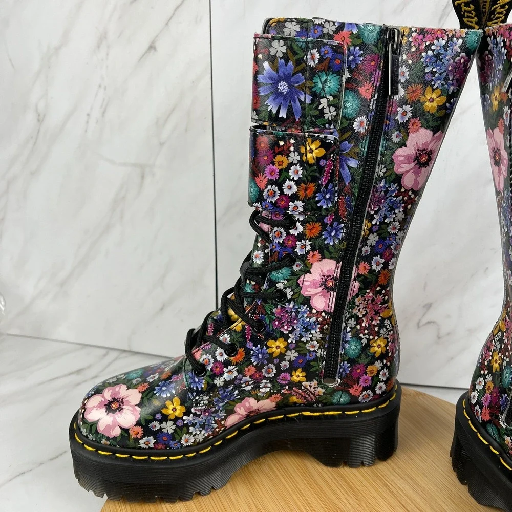 Dr. Doc Martens Jagger Wanderlust Womens Size 6 Leather 13